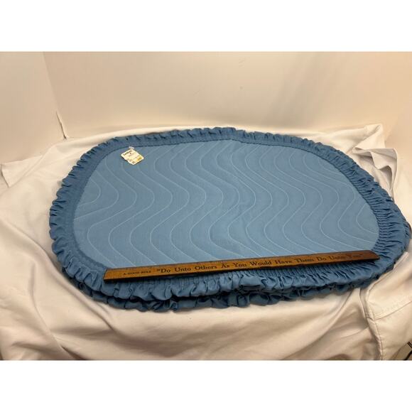 4 Vintage Quilted Oval Blue Cloth Placemats Ruffle Edge Retro 80s Lot Of 4 - Picture 5 of 8
